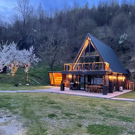 Valea Mosului - Chic A Frame * Petroşani